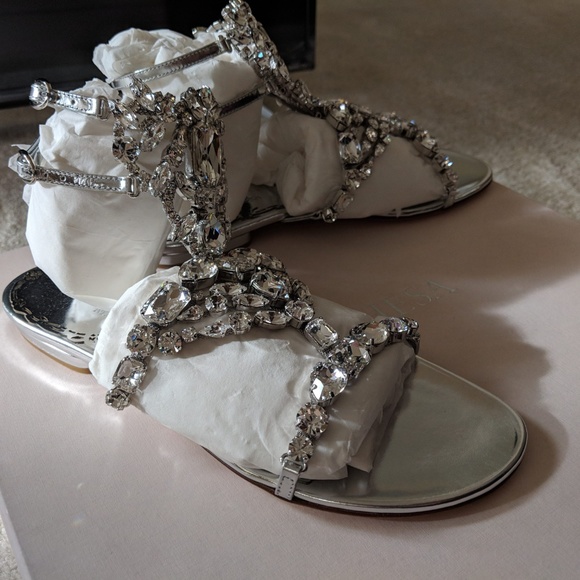 NIB Marchesa 35.5 Emily Silver sandal - Picture 2 of 6
